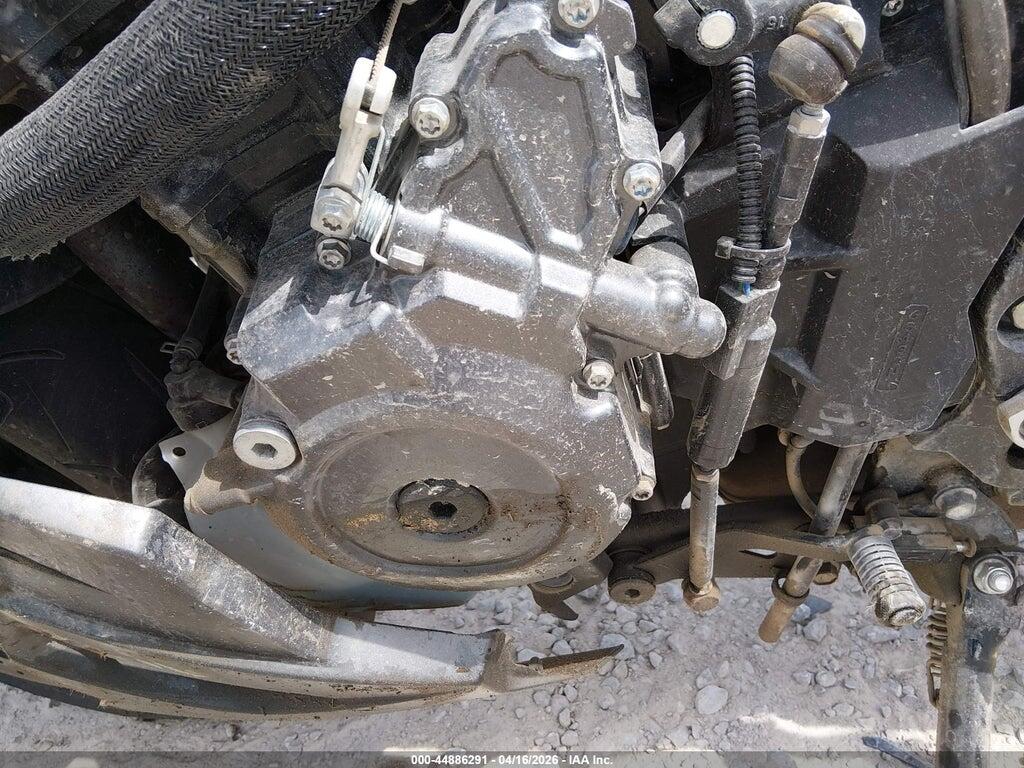 JS1EM13B1S7102327 2025 SUZUKI GSX800 photo no. 9