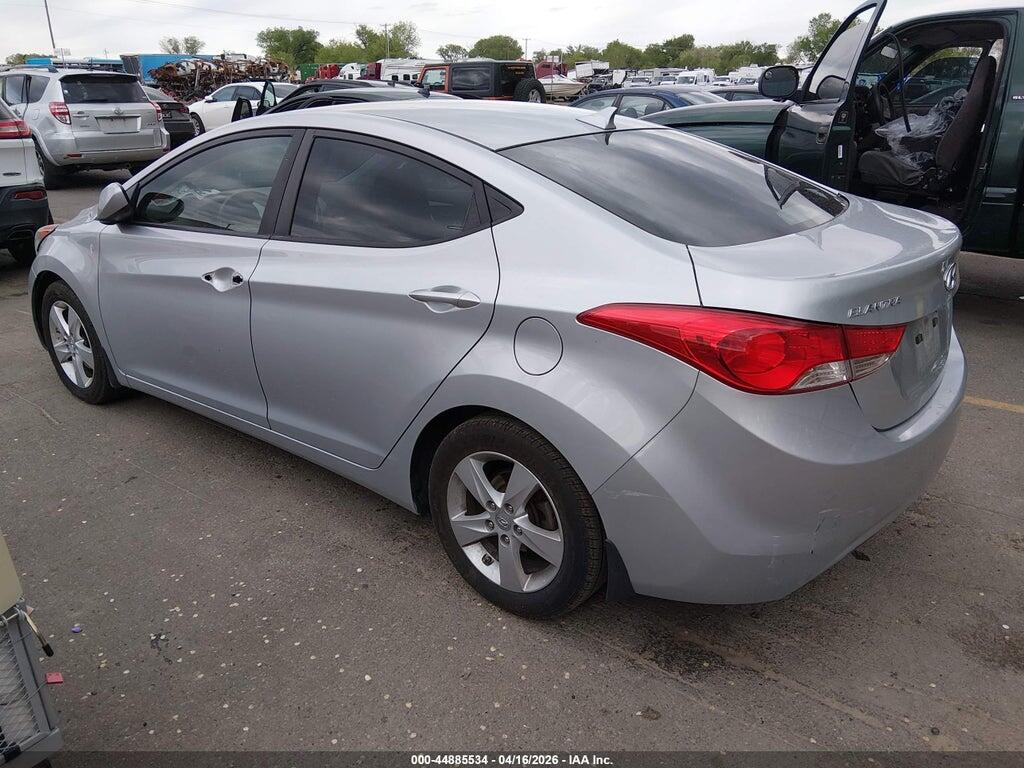 5NPDH4AE9DH165047 2013 HYUNDAI ELANTRA photo no. 3