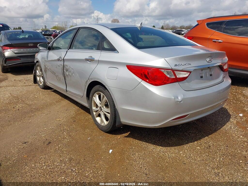 5NPEC4AC7BH190656 2011 HYUNDAI SONATA photo no. 3