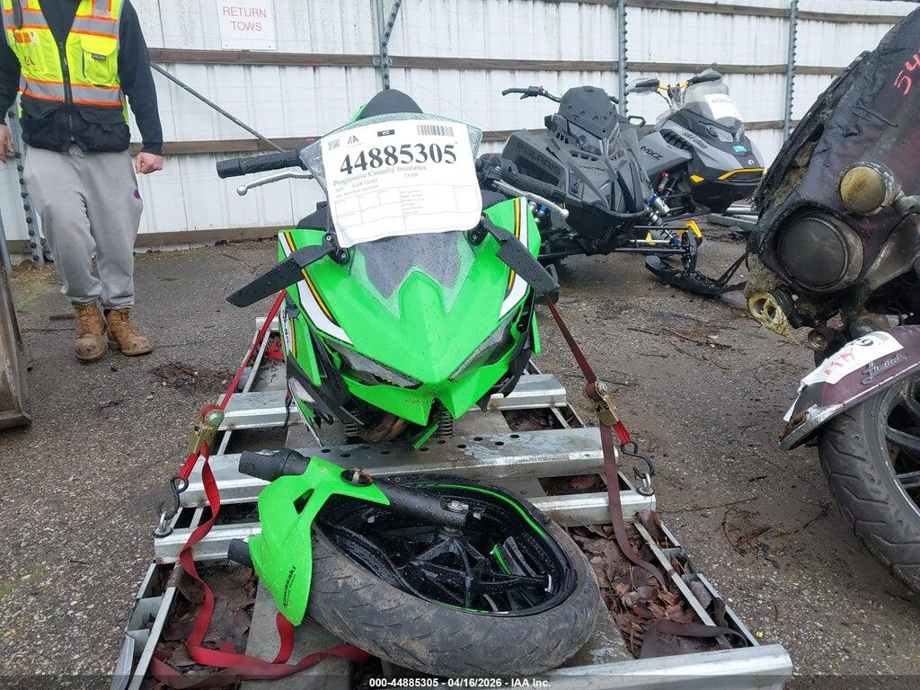 ML5EXGH17SDA39068 2025 KAWASAKI EX500 photo no. 5