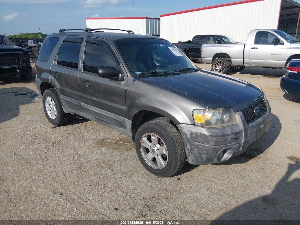 1FMCU03195DA07241 2005 FORD ESCAPE photo no. 1
