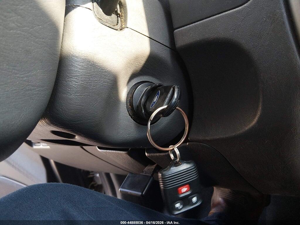 1FMCU03195DA07241 2005 FORD ESCAPE photo no. 11