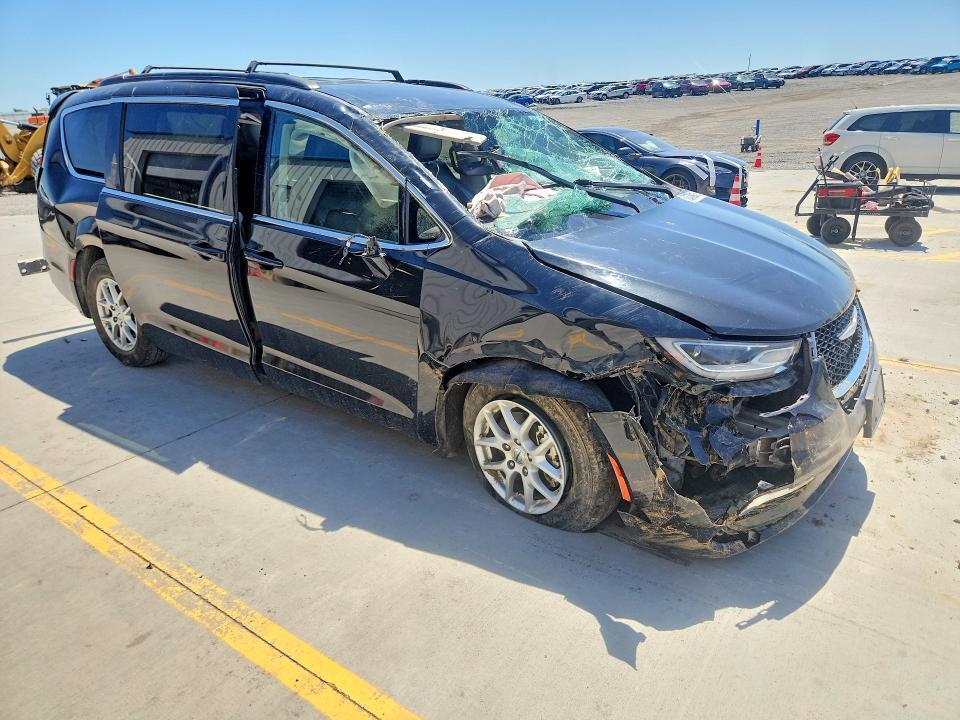 2C4RC1BG5NR117942 2022 CHRYSLER PACIFICA photo no. 4
