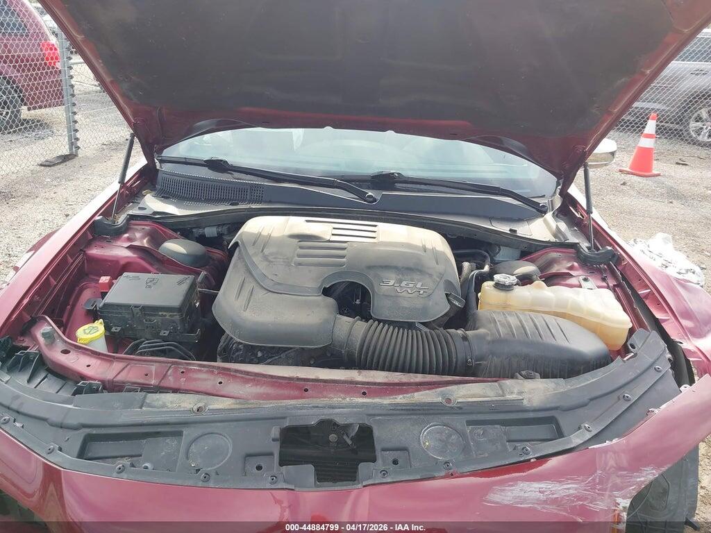 2C3CCAEG7JH265306 2018 CHRYSLER 300 photo no. 10