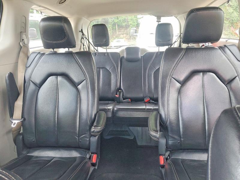 2022 CHRYSLER PACIFICA TOURING L — Фото 10 из 13