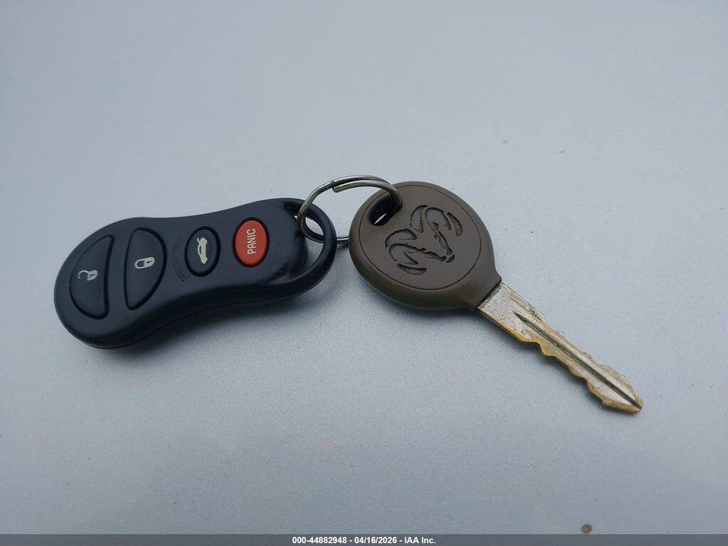 1B3ES56C05D264867 2005 DODGE NEON photo no. 11