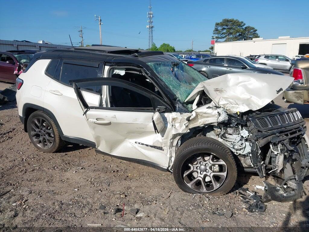 3C4NJDCB3KT812034 2019 JEEP COMPASS photo no. 1