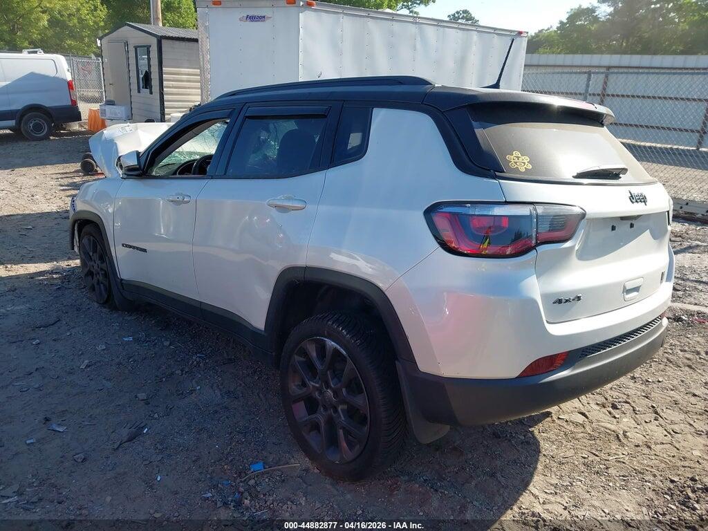 3C4NJDCB3KT812034 2019 JEEP COMPASS photo no. 3