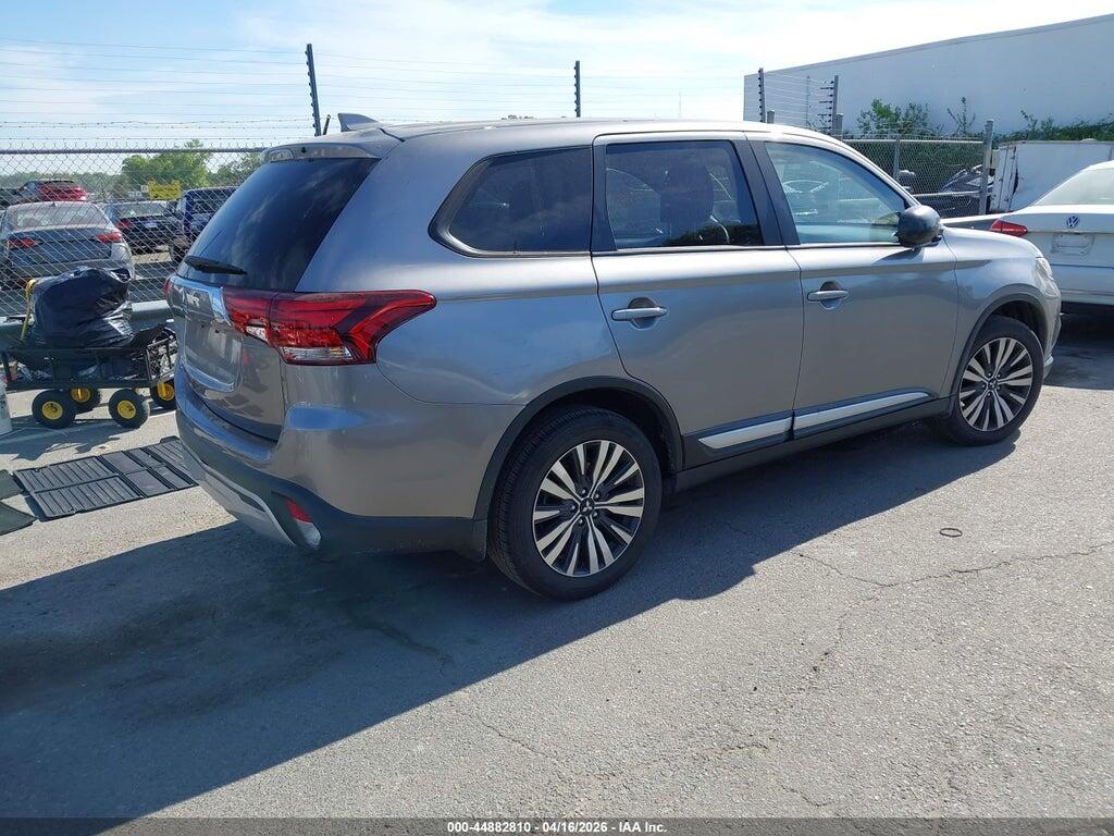 JA4AD2A39LZ048183 2020 MITSUBISHI OUTLANDER photo no. 4