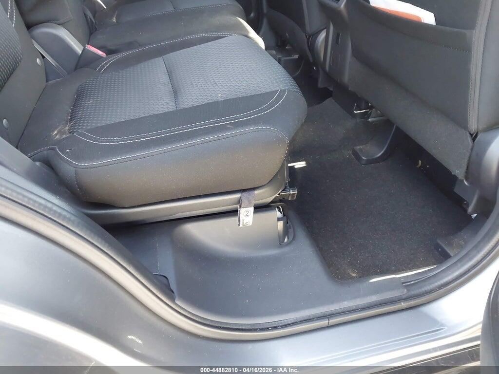 JA4AD2A39LZ048183 2020 MITSUBISHI OUTLANDER photo no. 8