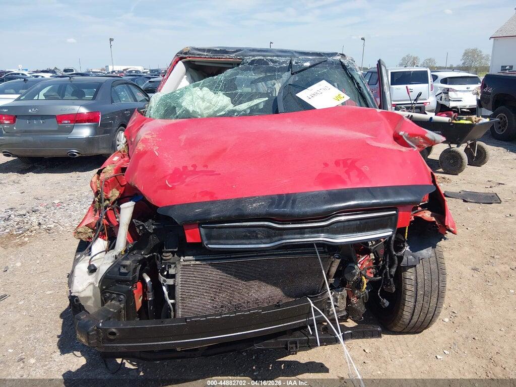 KNDJP3A53J7574631 2018 KIA SOUL photo no. 11