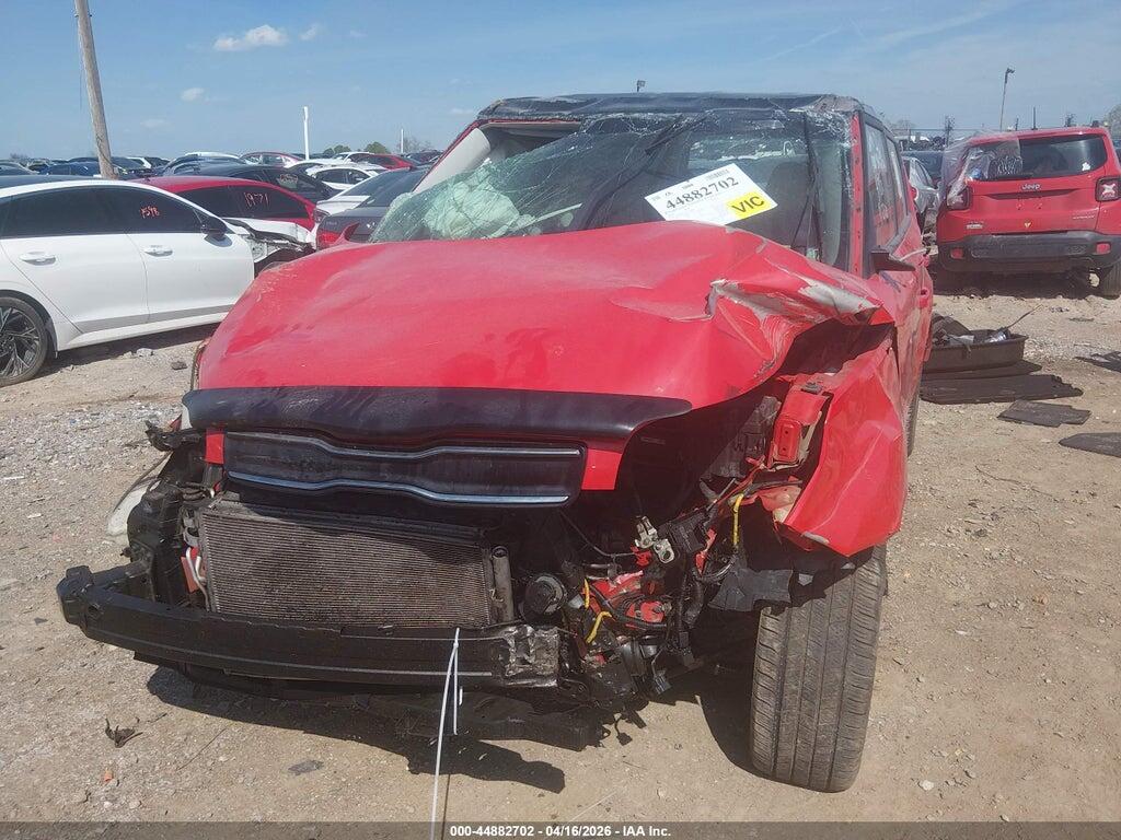KNDJP3A53J7574631 2018 KIA SOUL photo no. 6