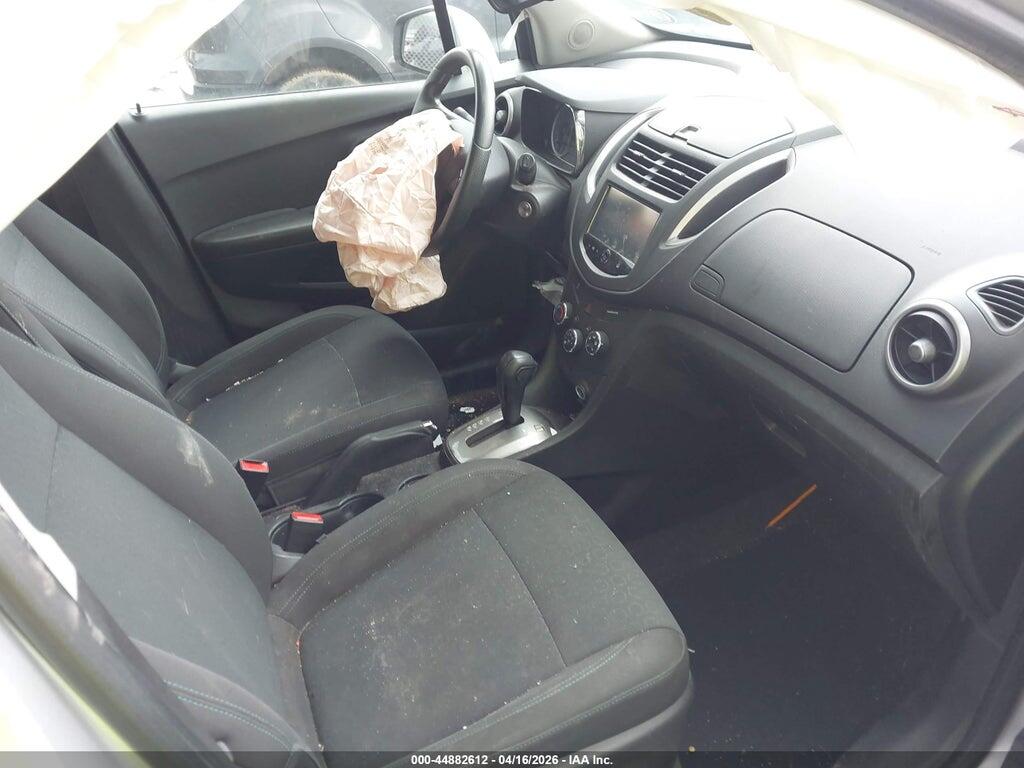 KL7CJKSB2FB146270 2015 CHEVROLET TRAX photo no. 5