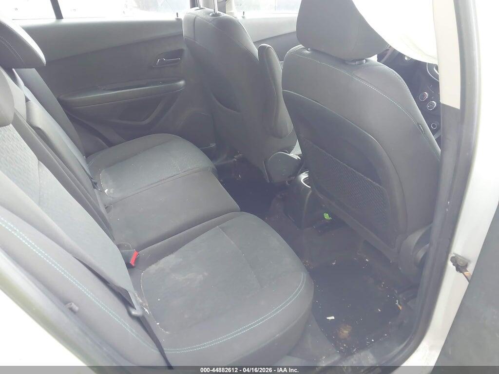 KL7CJKSB2FB146270 2015 CHEVROLET TRAX photo no. 8