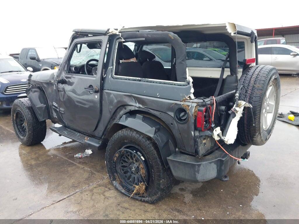 1C4AJWAG9JL824336 2018 JEEP WRANGLER JK photo no. 3