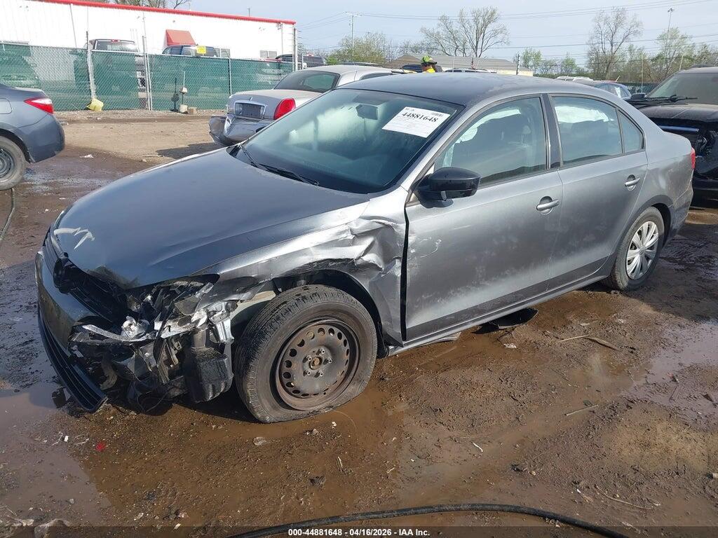 3VW2K7AJ7EM257029 2014 VOLKSWAGEN JETTA photo no. 2