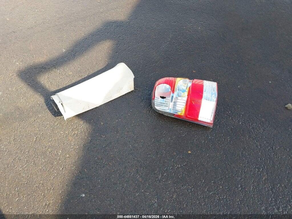 1FMCU93183KA61949 2003 FORD ESCAPE photo no. 12