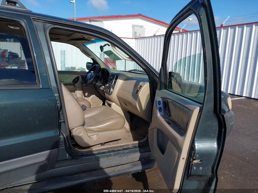 1FMCU93183KA61949 2003 FORD ESCAPE photo no. 5