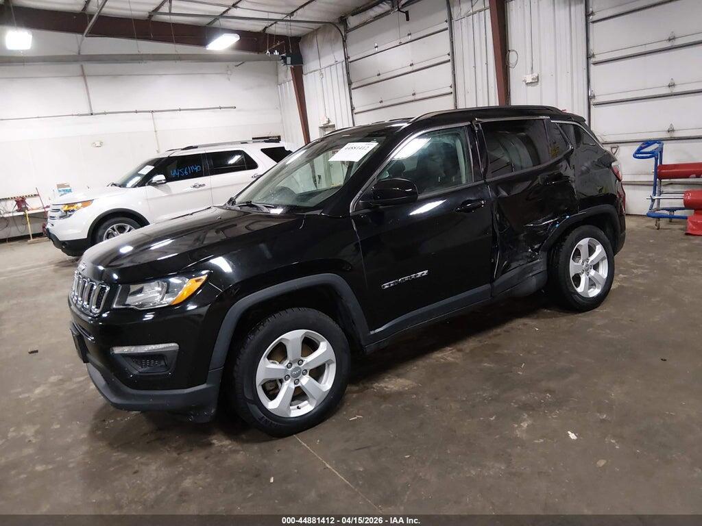 3C4NJDBBXJT403738 2018 JEEP COMPASS photo no. 2