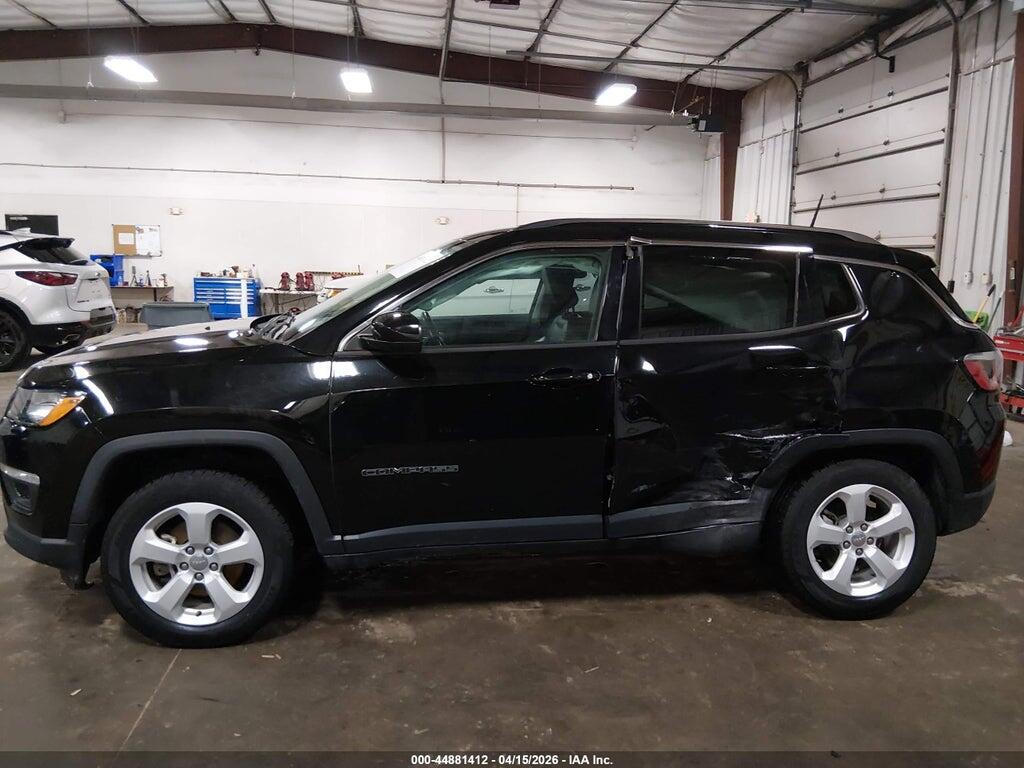 3C4NJDBBXJT403738 2018 JEEP COMPASS photo no. 6