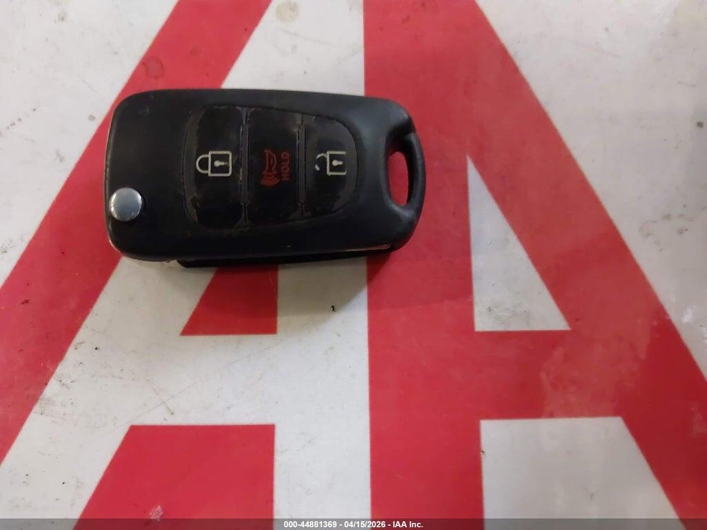 KNDJT2A6XD7534856 2013 KIA SOUL photo no. 11