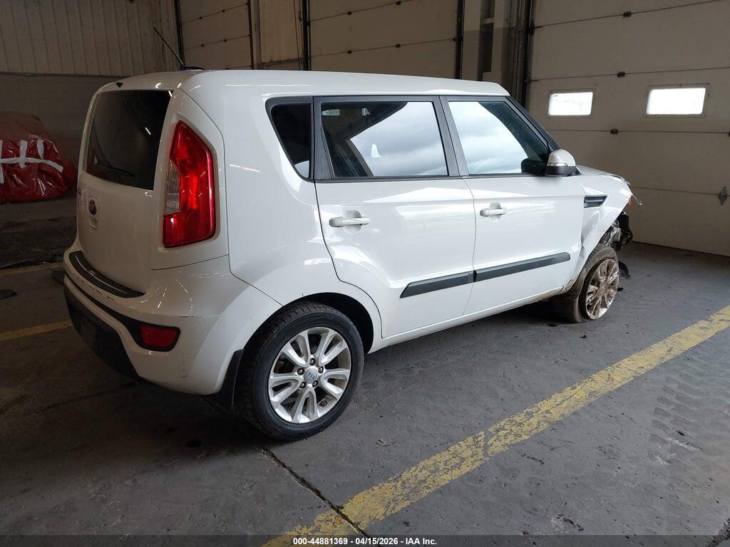 KNDJT2A6XD7534856 2013 KIA SOUL photo no. 4