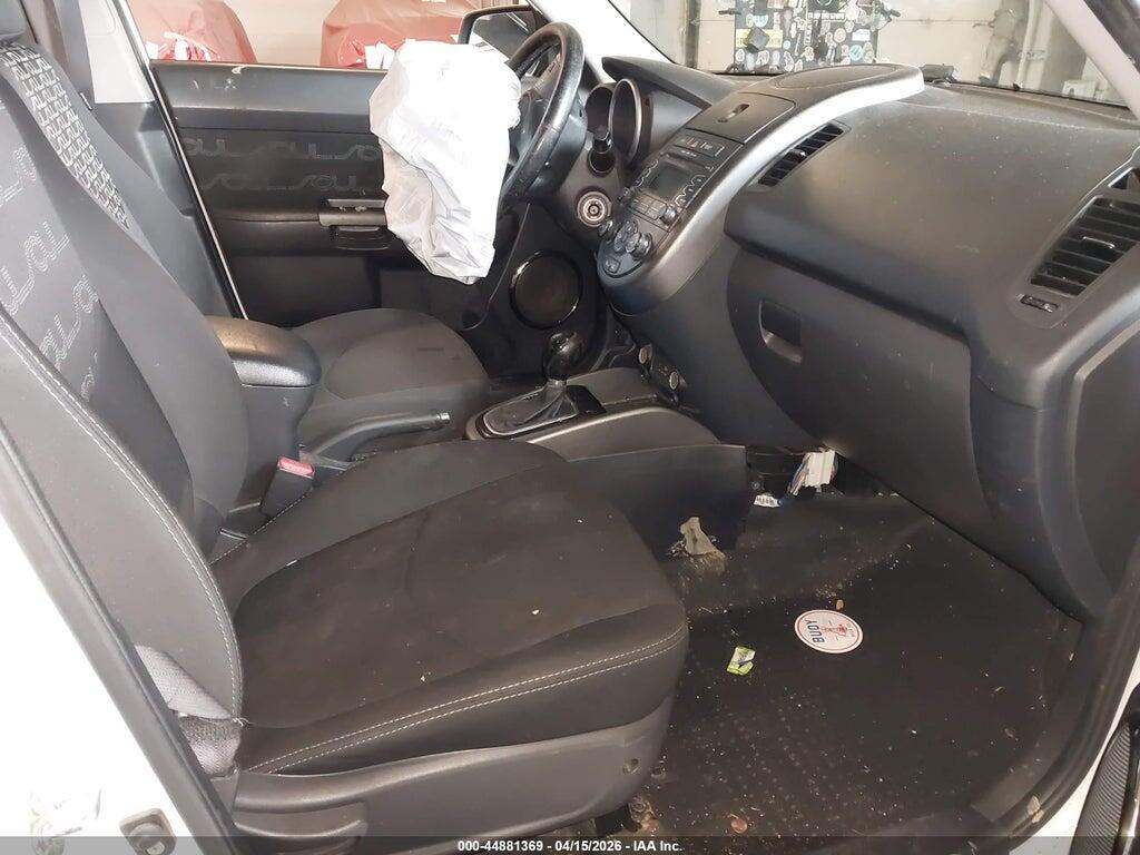KNDJT2A6XD7534856 2013 KIA SOUL photo no. 5