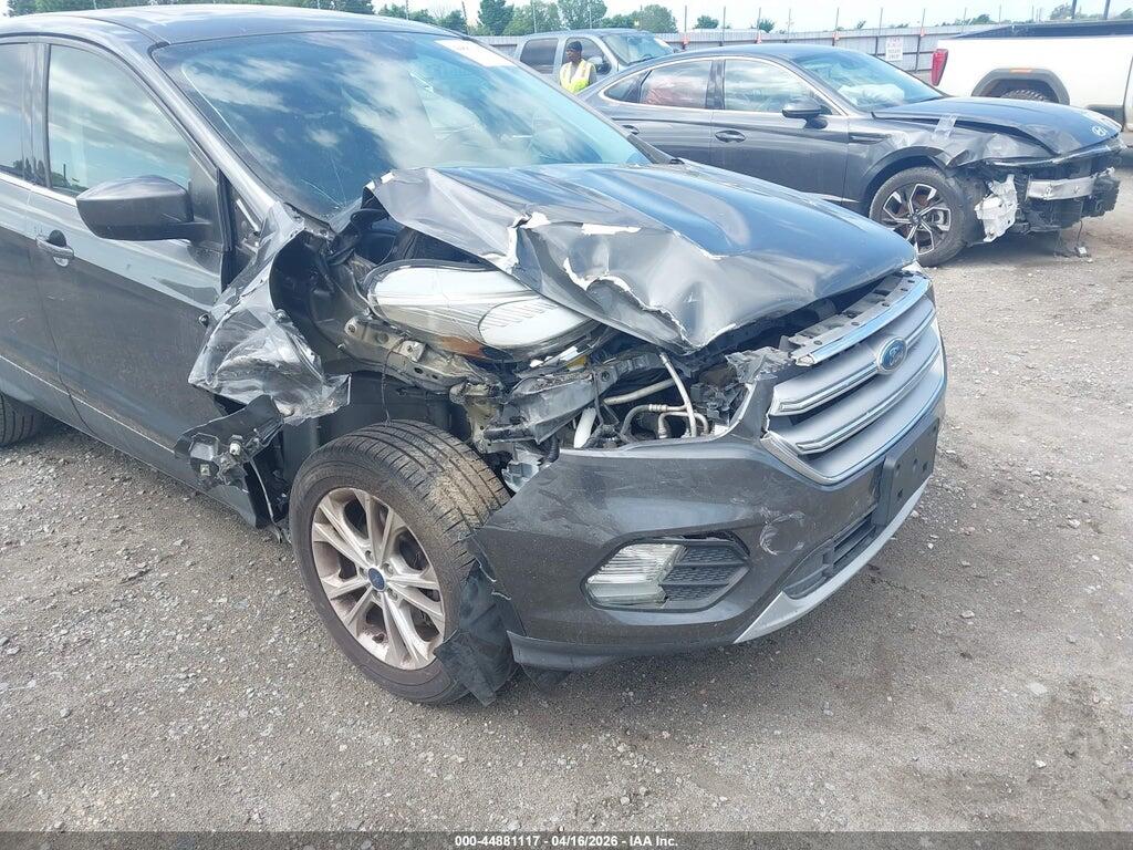 1FMCU0G99HUC88963 2017 FORD ESCAPE photo no. 6