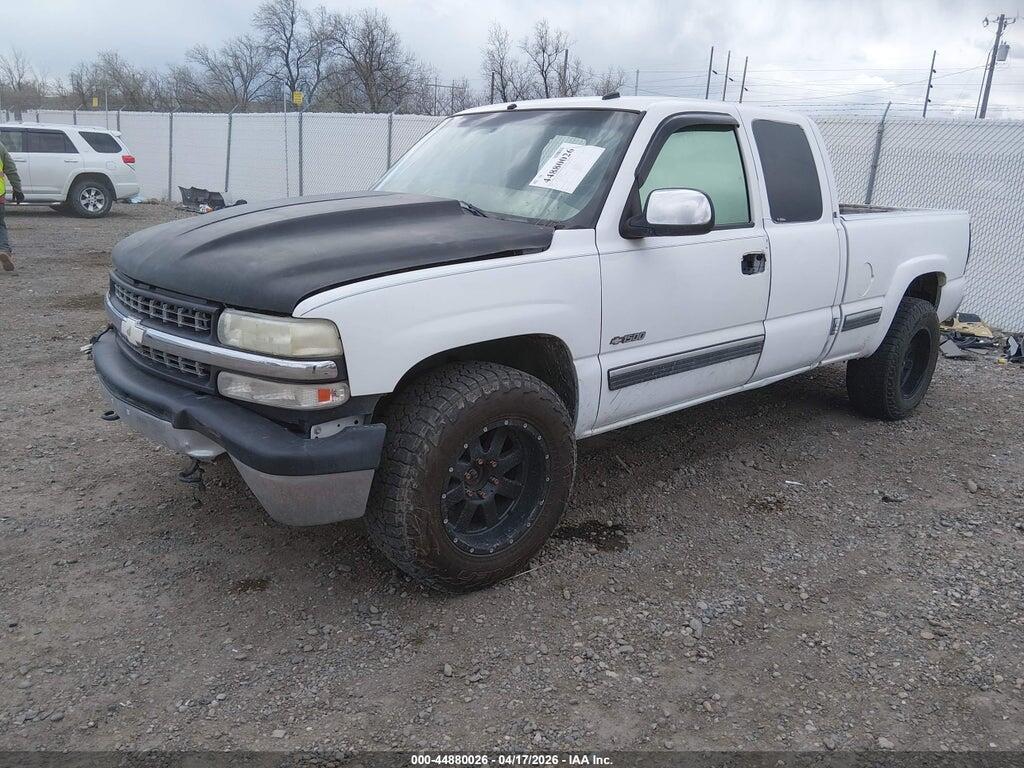 1GCEK19T02E279040 2002 CHEVROLET SILVERADO 1500 photo no. 2