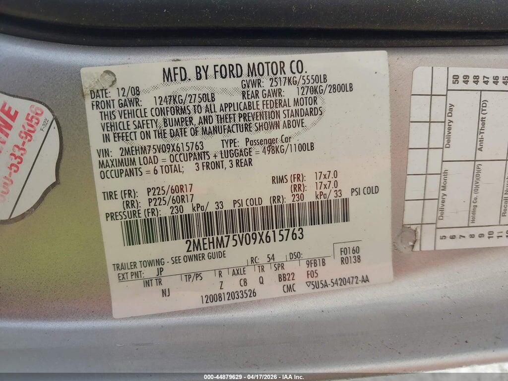 2MEHM75V09X615763 2009 MERCURY GRAND MARQUIS photo no. 9