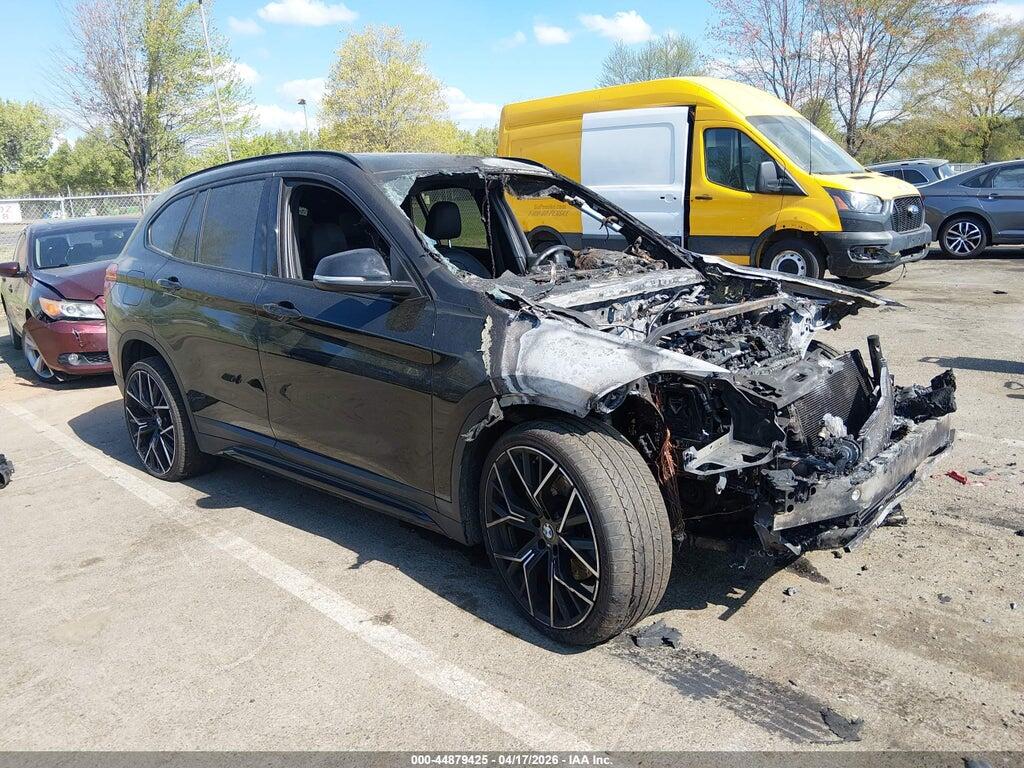 WBXHT3C31J5L30352 2018 BMW X1 photo no. 1