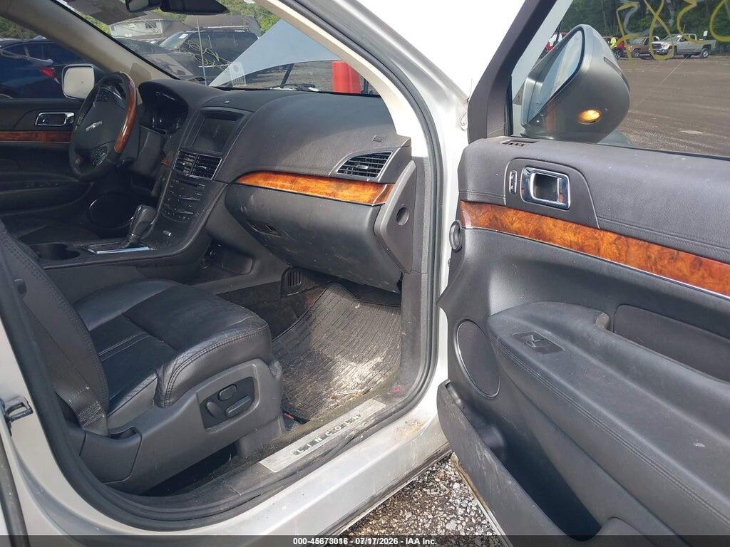 2LMHJ5AT2FBL03035 2015 LINCOLN MKT photo no. 5