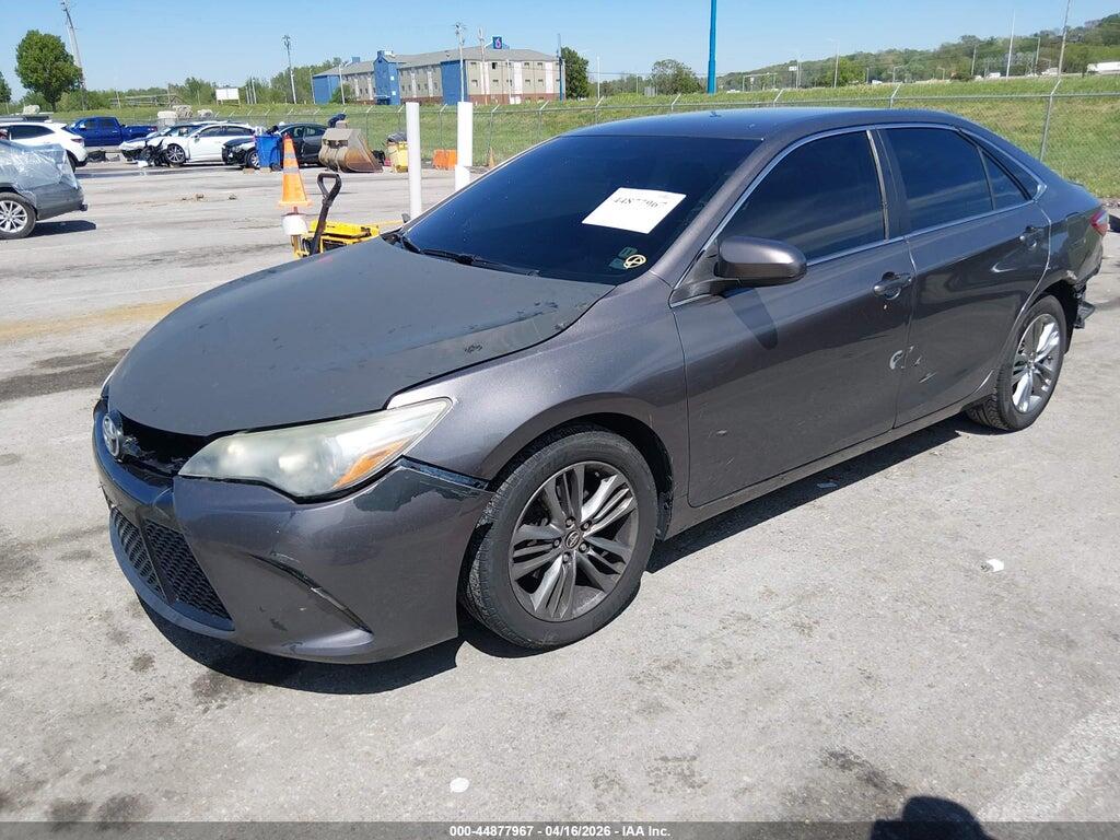 4T1BF1FK1FU031647 2015 TOYOTA CAMRY photo no. 2