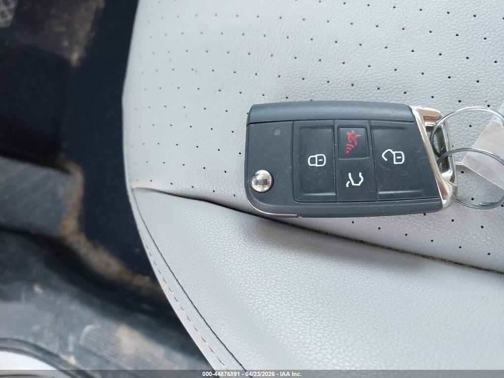 3VV2B7AX7KM045879 2019 VOLKSWAGEN TIGUAN photo no. 11