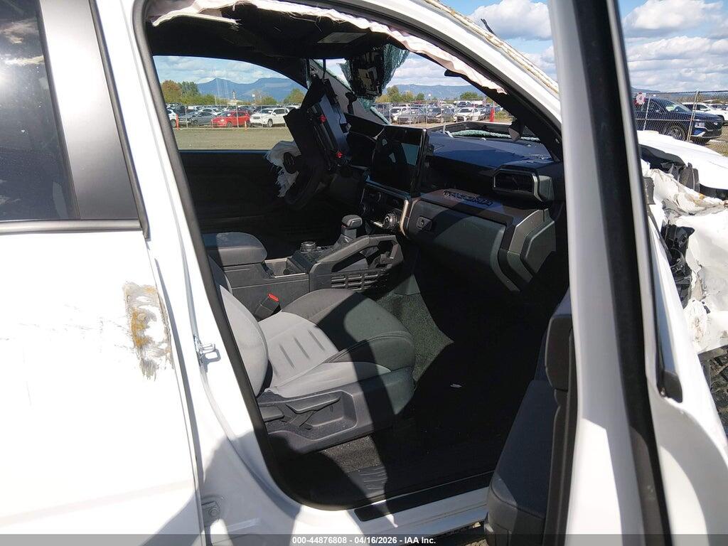 3TMLB5JN9RM074137 2024 TOYOTA TACOMA photo no. 5