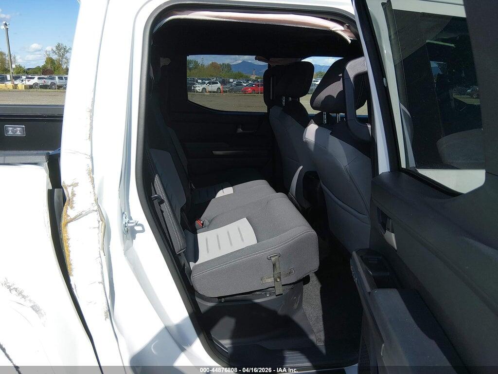 3TMLB5JN9RM074137 2024 TOYOTA TACOMA photo no. 8