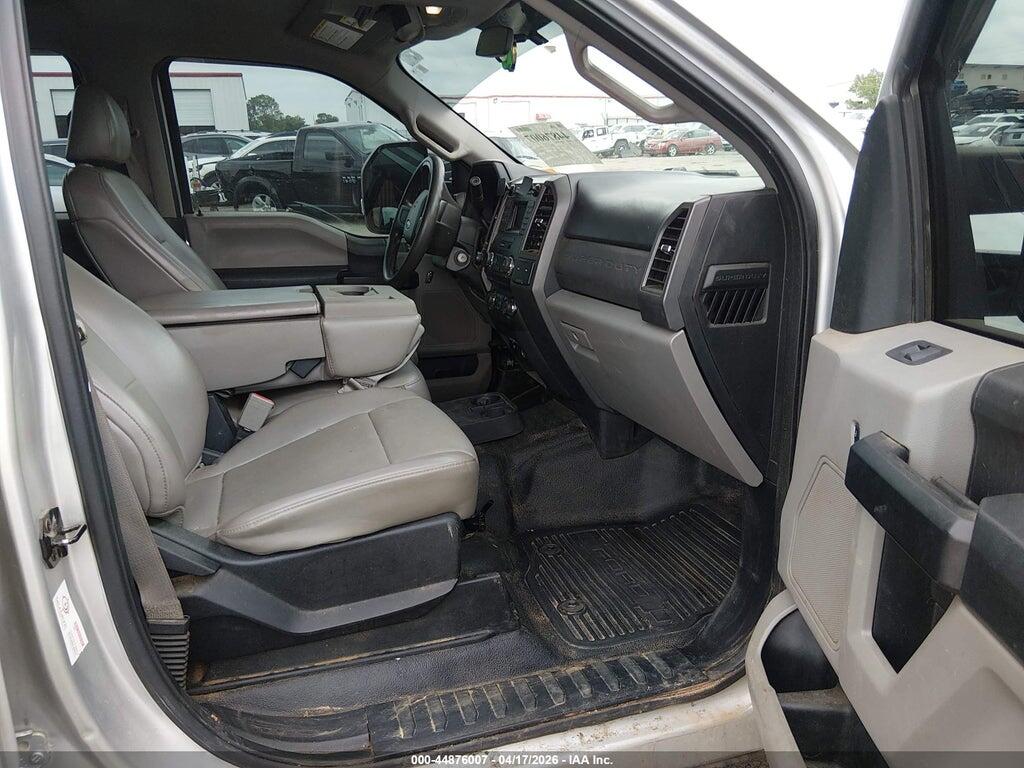 1FT7W2BT7JEB50434 2018 FORD F-250 photo no. 5