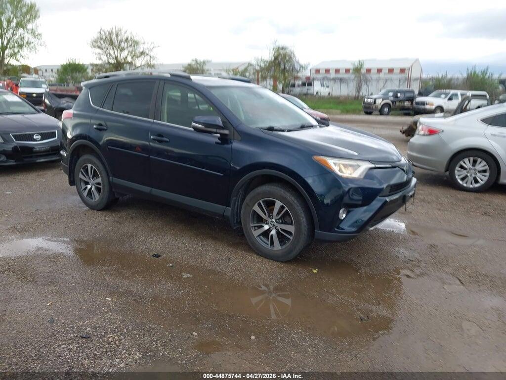 JTMRFREV8HJ172121 2017 TOYOTA RAV4 photo no. 1
