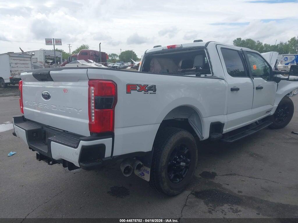 1FT8W3BT5REF85071 2024 FORD F-350 photo no. 4