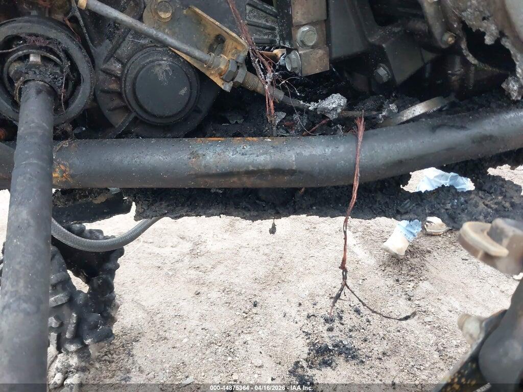 4XAVDK997FB319617 2015 POLARIS RZR photo no. 10