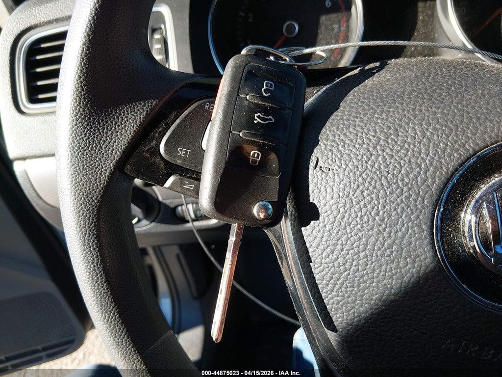 3VW167AJ0HM313803 2017 VOLKSWAGEN JETTA photo no. 11