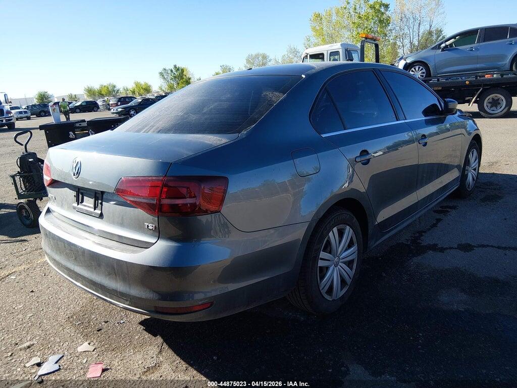 3VW167AJ0HM313803 2017 VOLKSWAGEN JETTA photo no. 4
