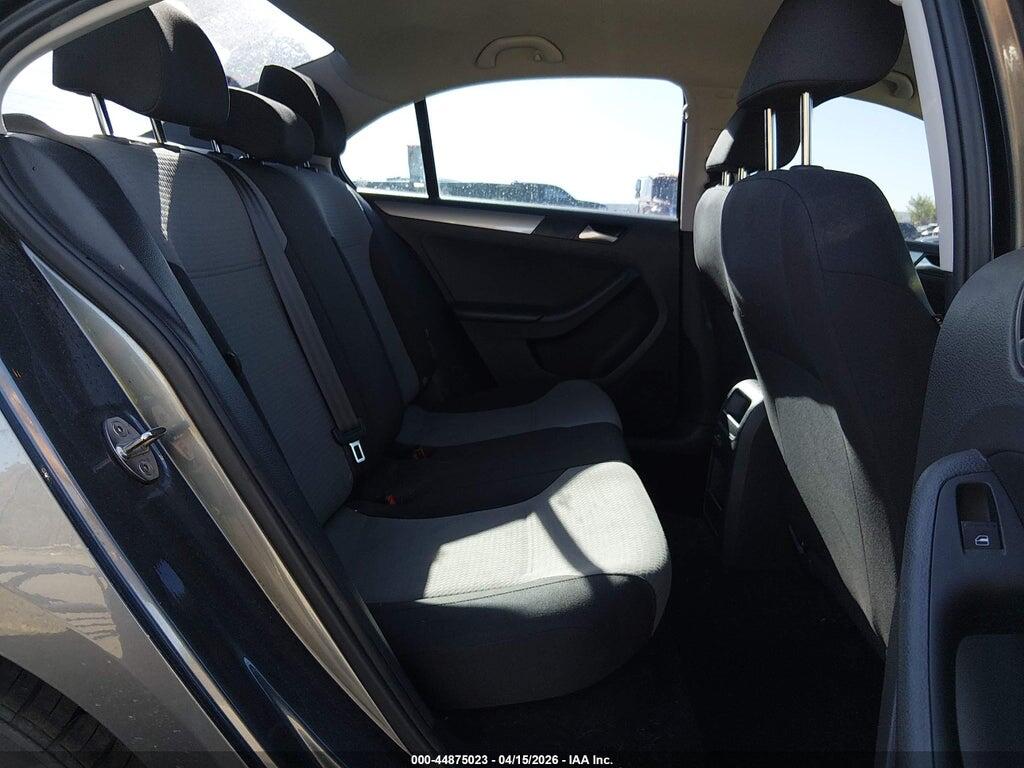 3VW167AJ0HM313803 2017 VOLKSWAGEN JETTA photo no. 8