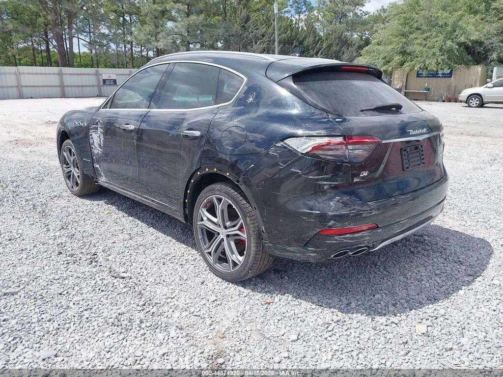 ZN661XUL8MX372721 2021 MASERATI LEVANTE photo no. 3