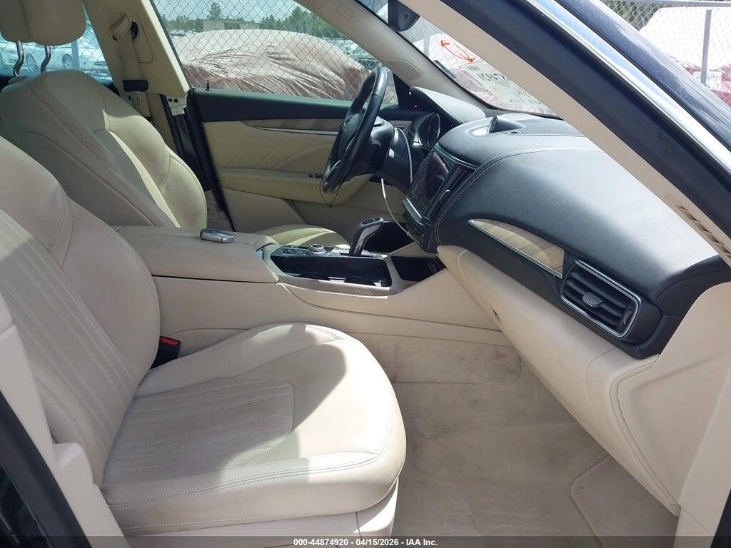 ZN661XUL8MX372721 2021 MASERATI LEVANTE photo no. 5