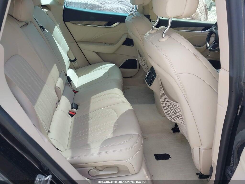 ZN661XUL8MX372721 2021 MASERATI LEVANTE photo no. 8