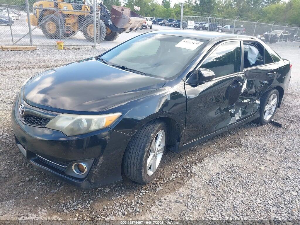4T1BF1FK6EU359855 2014 TOYOTA CAMRY photo no. 2