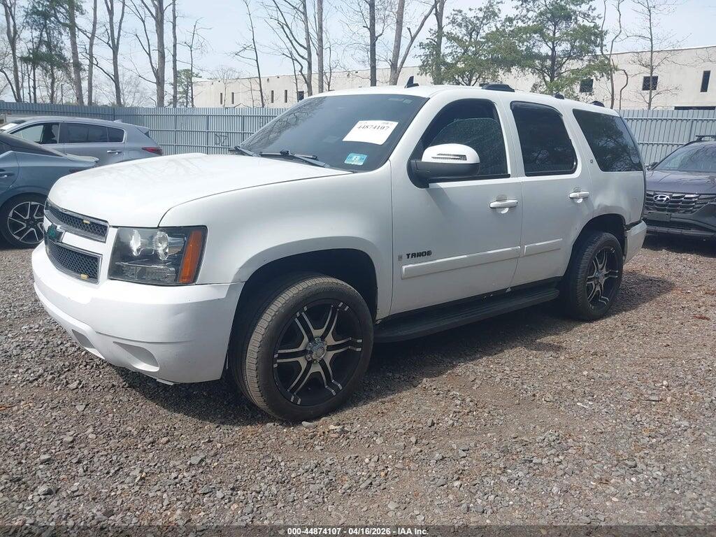 1GNFK13018J235638 2008 CHEVROLET TAHOE photo no. 2