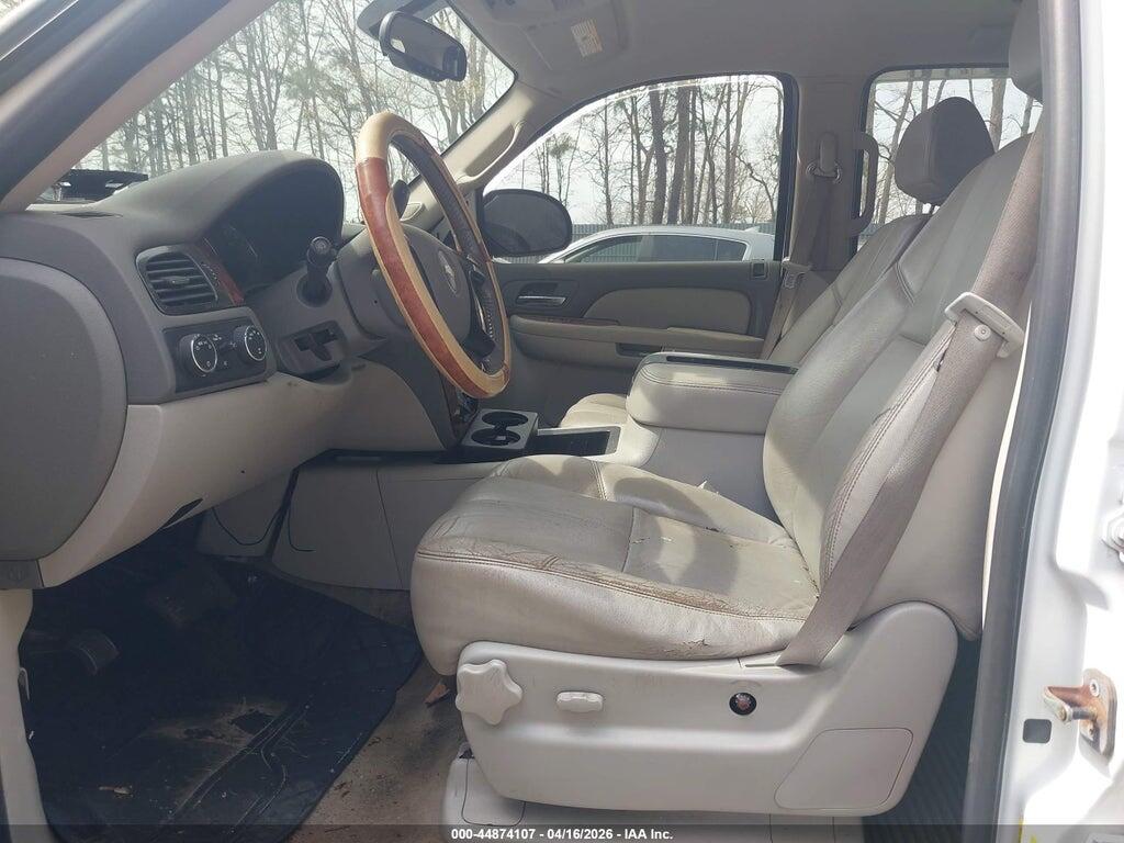 1GNFK13018J235638 2008 CHEVROLET TAHOE photo no. 5