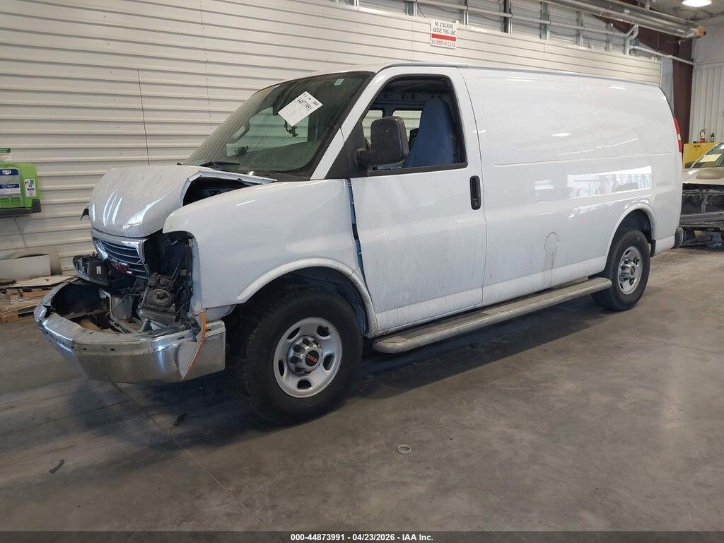 1GTW7AFG9J1906739 2018 GMC SAVANA 2500 photo no. 2